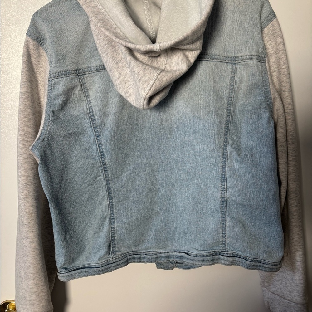 Juniors Light Blue Denim Jacket with Gray Sleeves Girly Feminine Core - Picture 4 of 5